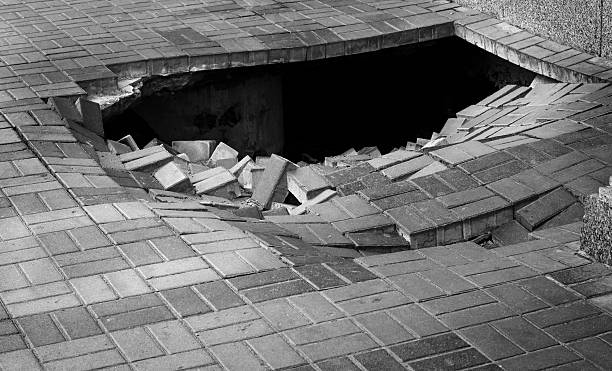 Effondrement d'une cour